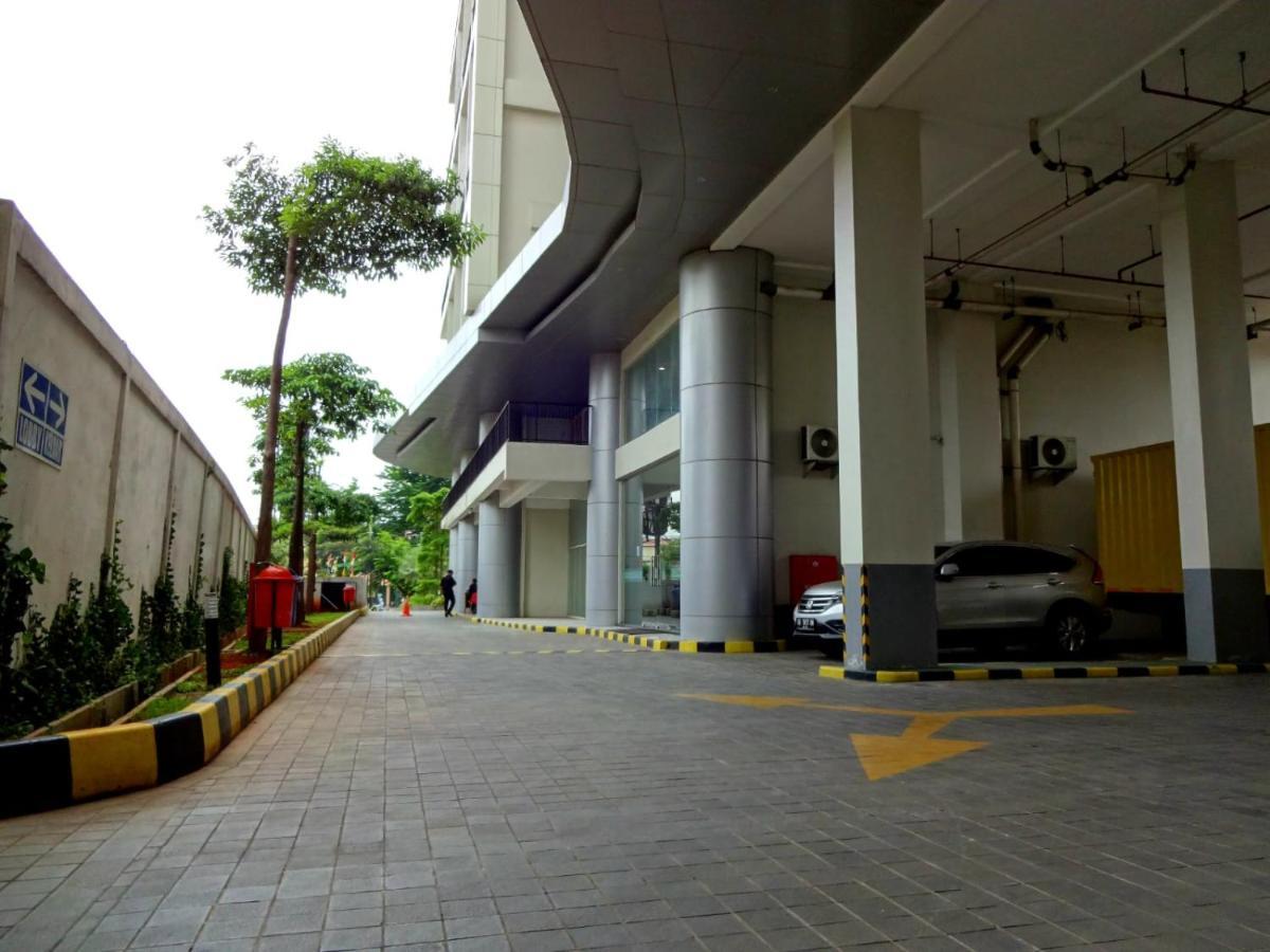 Padina Suites Tangerang Luaran gambar