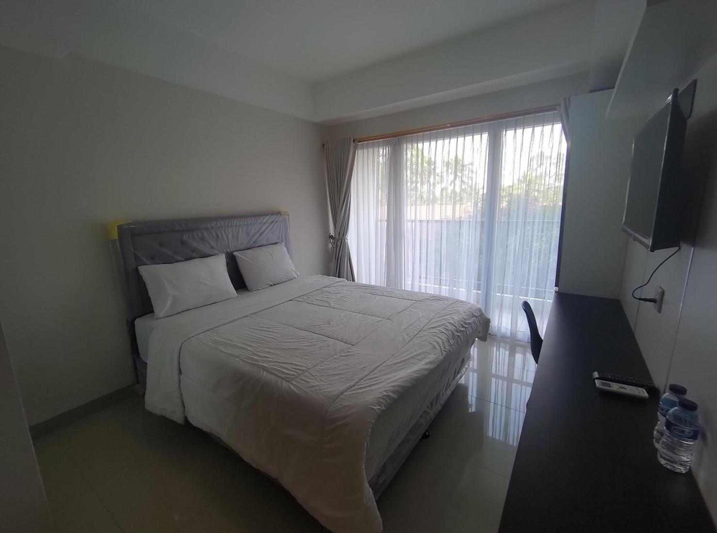 Padina Suites Tangerang Bilik gambar